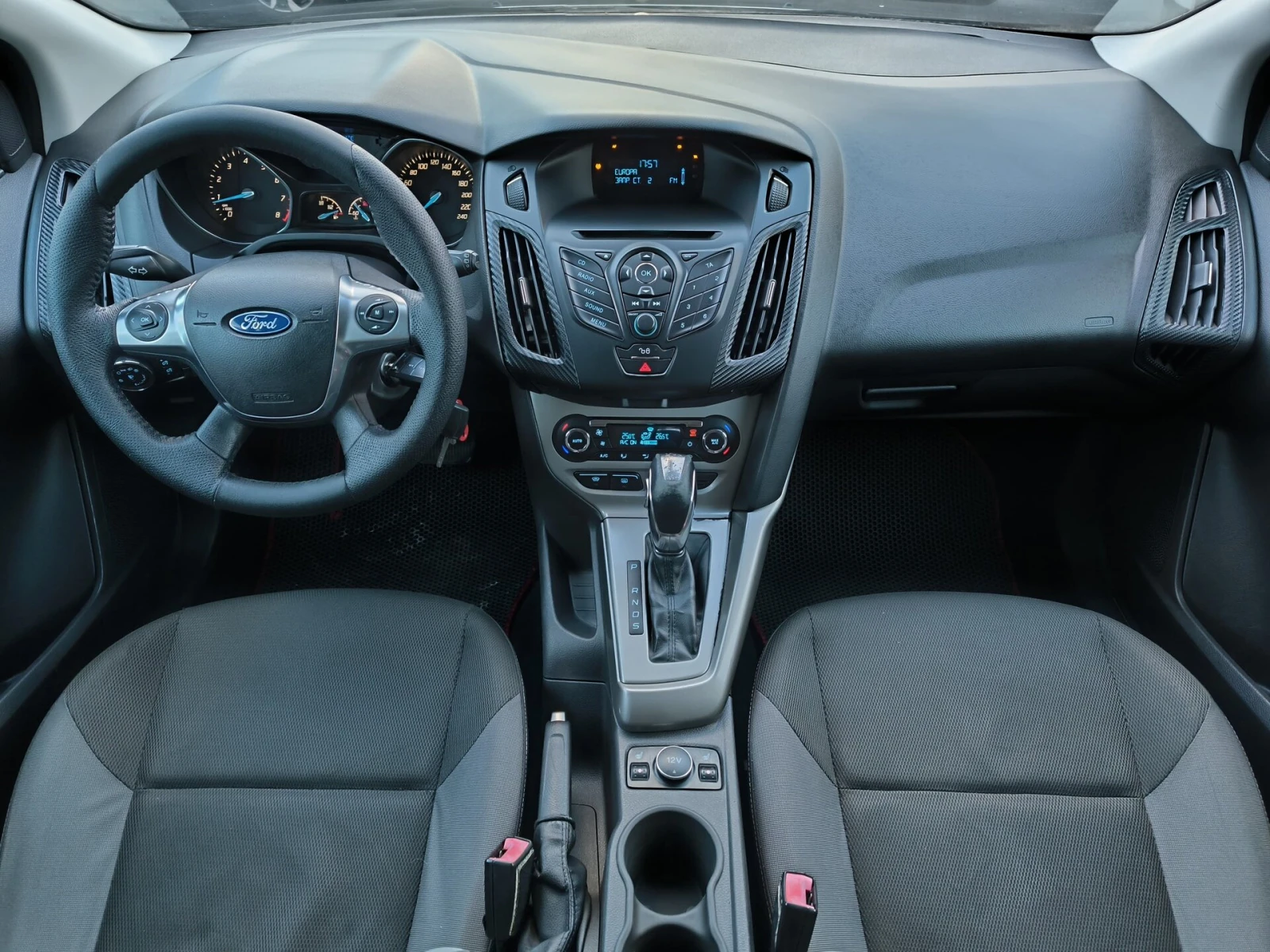 Ford Focus, 2012г, передний привод, робот