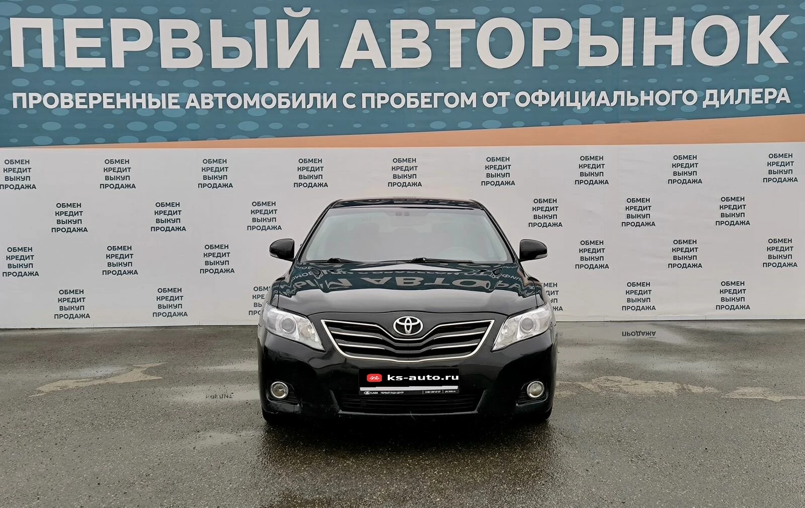 Toyota Camry, 2010г, передний привод, автомат