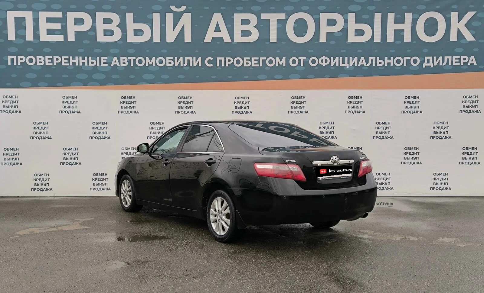 Toyota Camry, 2010г, передний привод, автомат