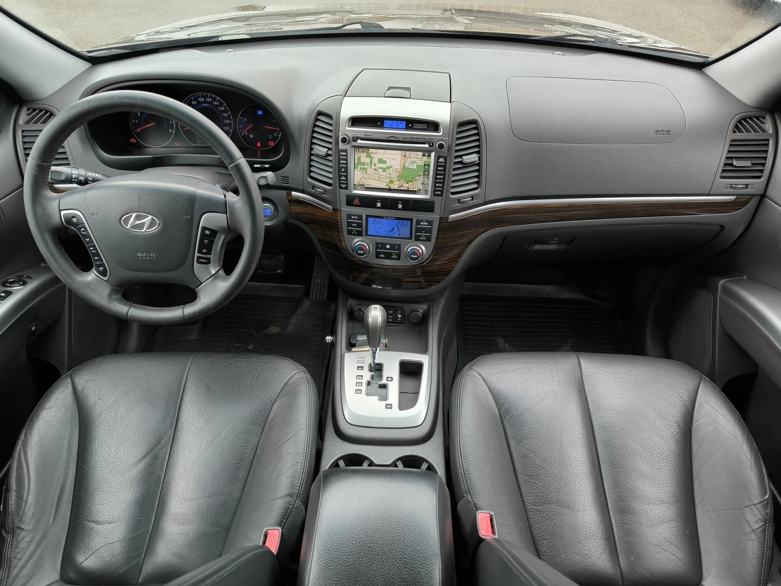 Hyundai Santa Fe, 2011г, полный привод, автомат