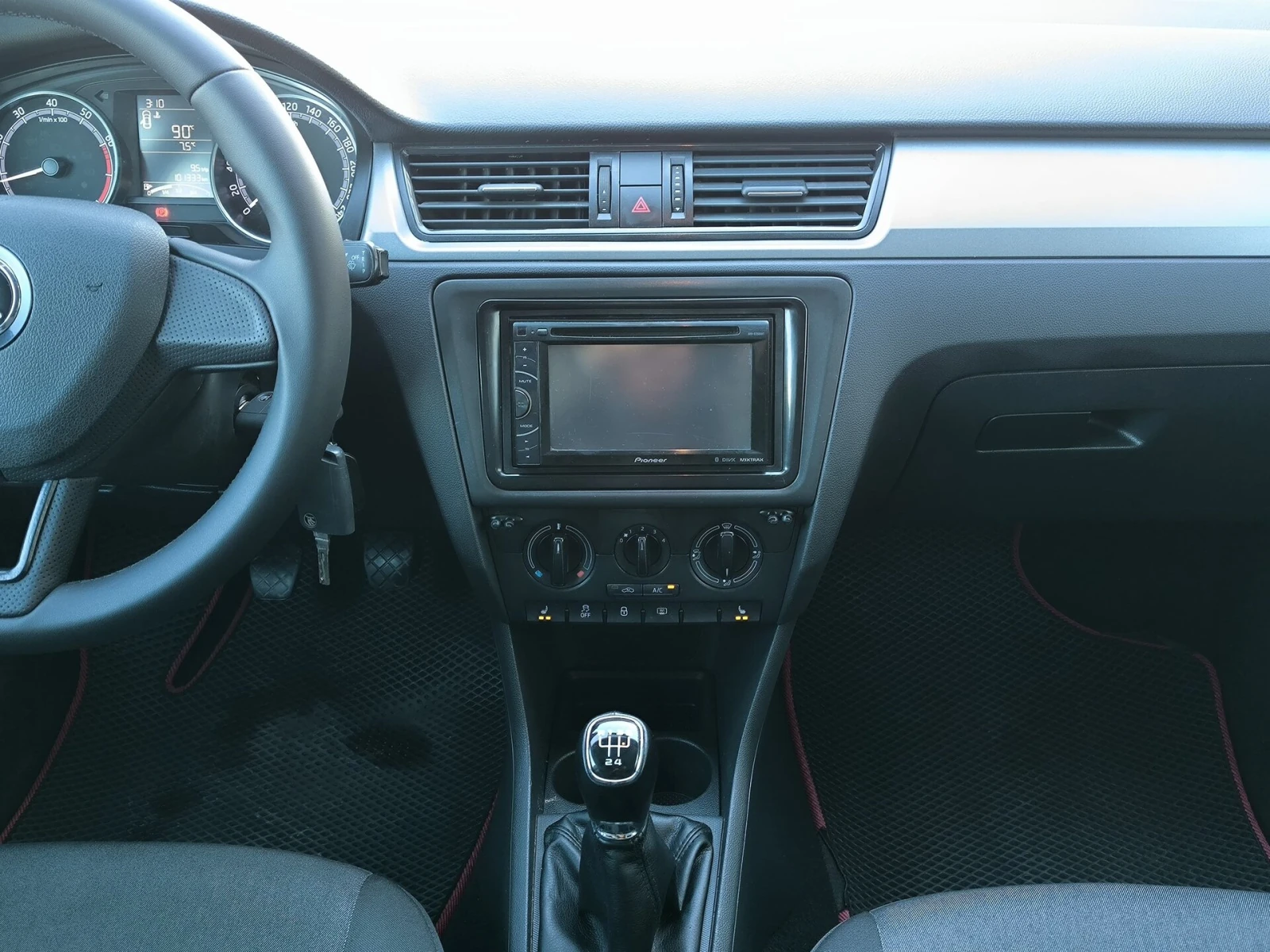 Skoda Rapid, 2019г, передний привод, механика