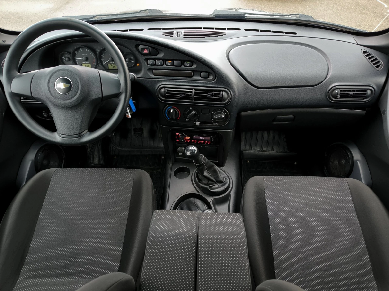 Chevrolet Niva, 2018г, полный привод, механика