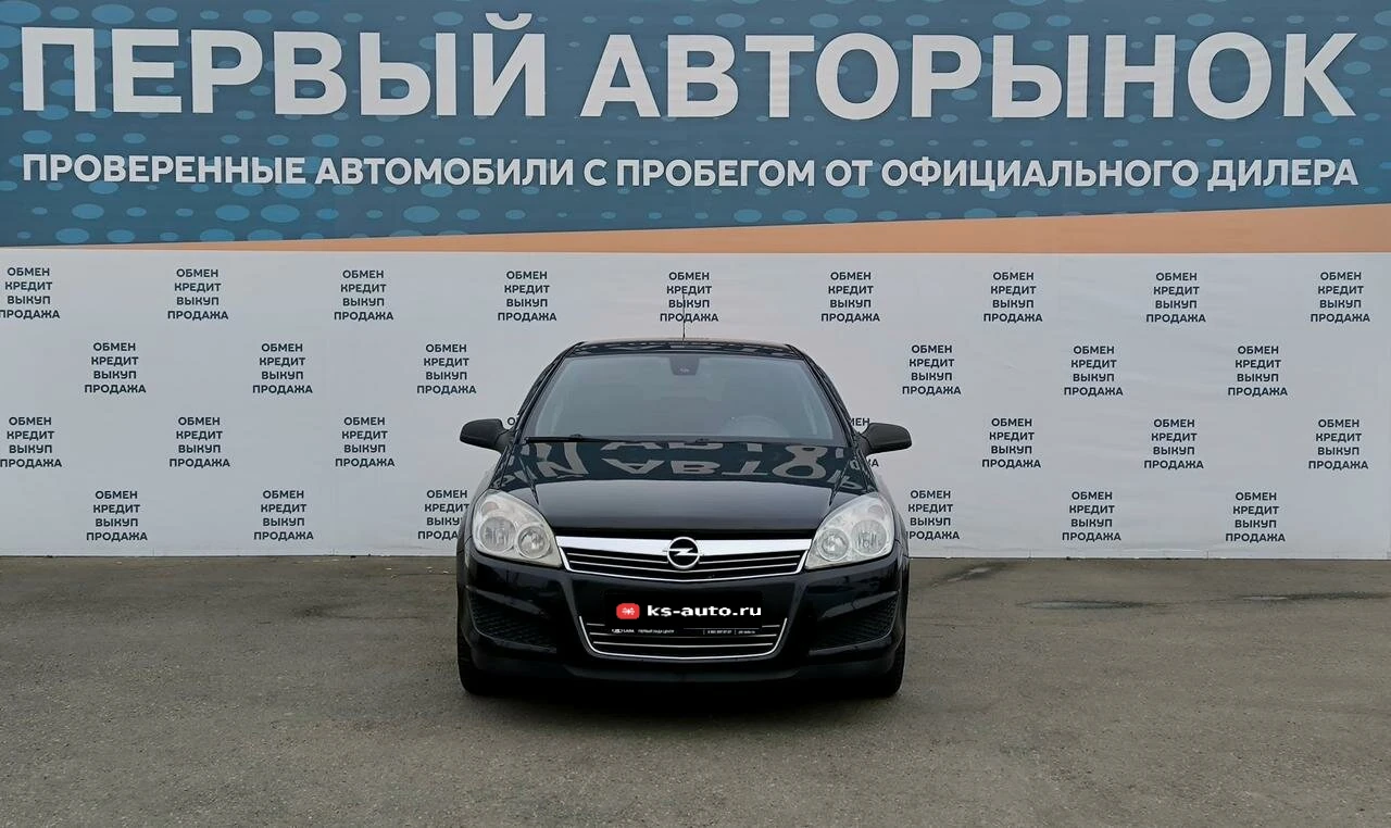 Opel Astra, 2010г, передний привод, механика