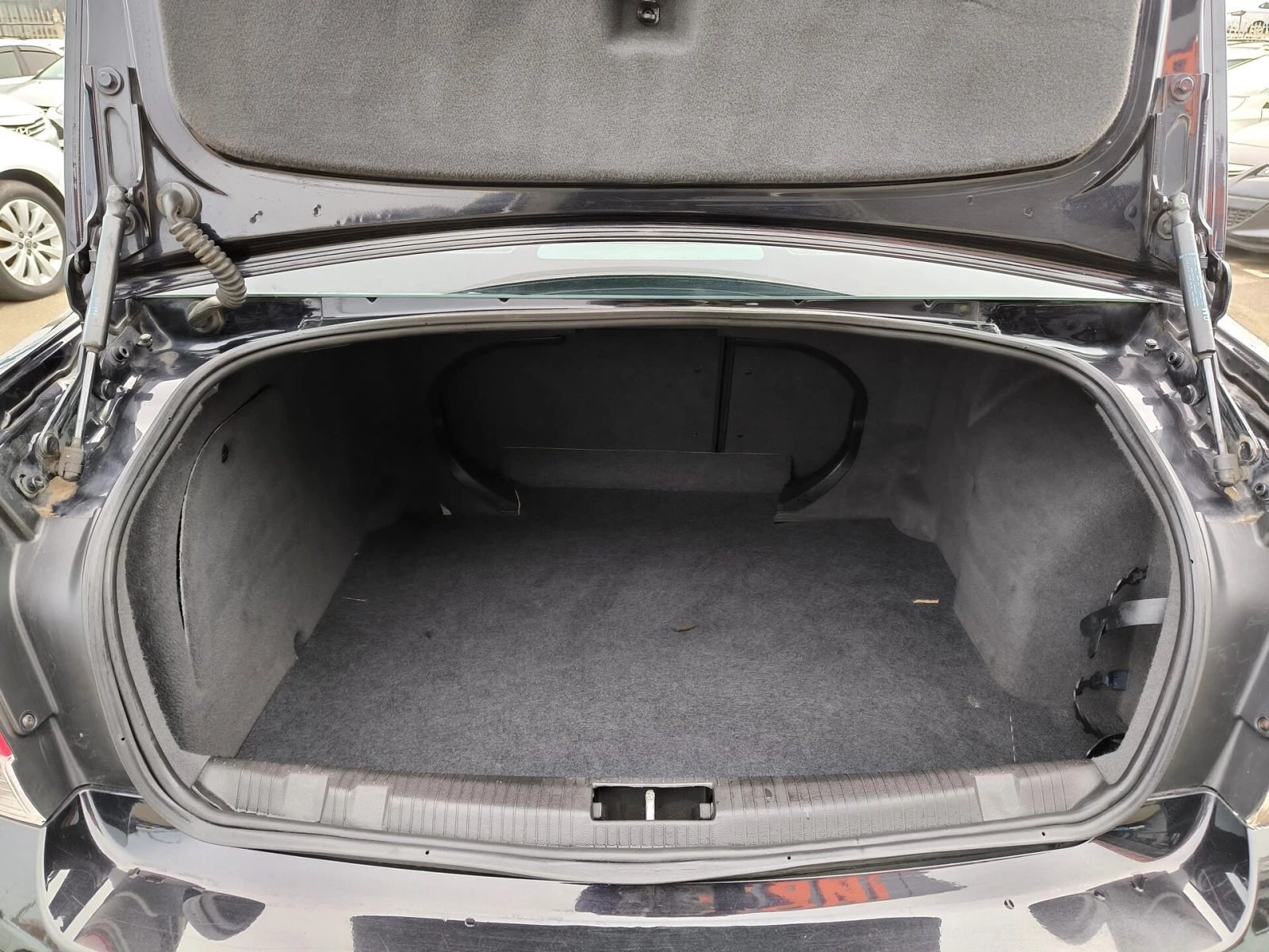 Opel Astra, 2010г, передний привод, механика