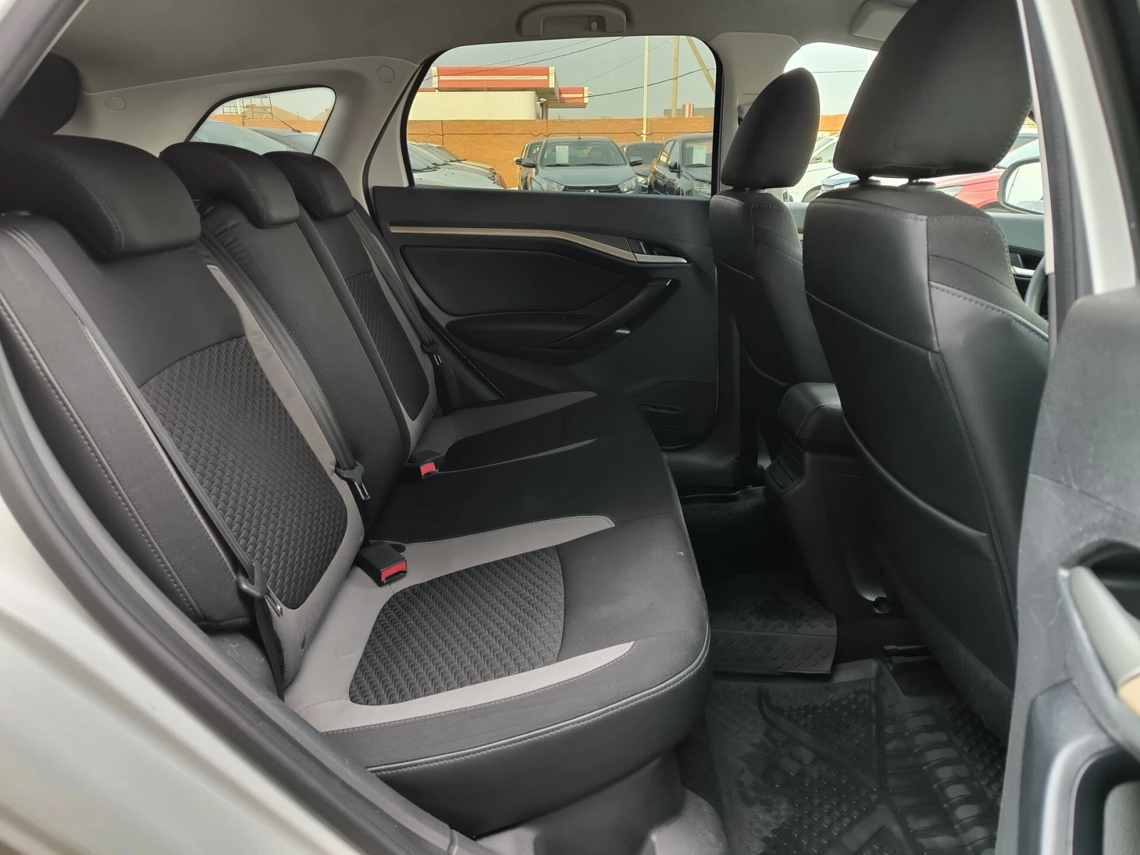 Lada (ВАЗ) Vesta, 2019г, передний привод, механика