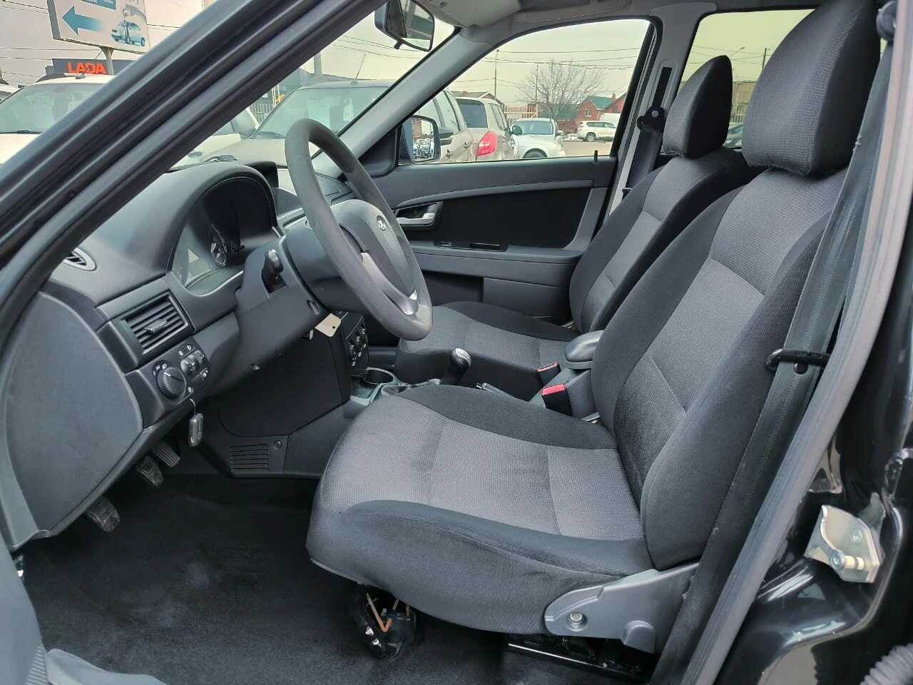 Lada (ВАЗ) Priora, 2018г, передний привод, механика