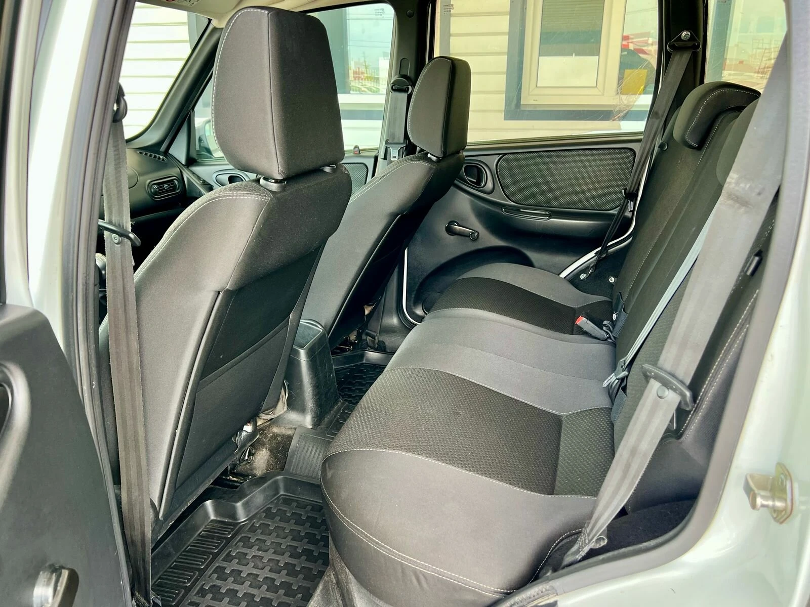 Chevrolet Niva, 2016г, полный привод, механика