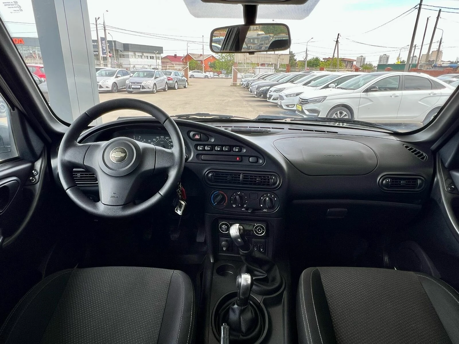 Chevrolet Niva, 2016г, полный привод, механика