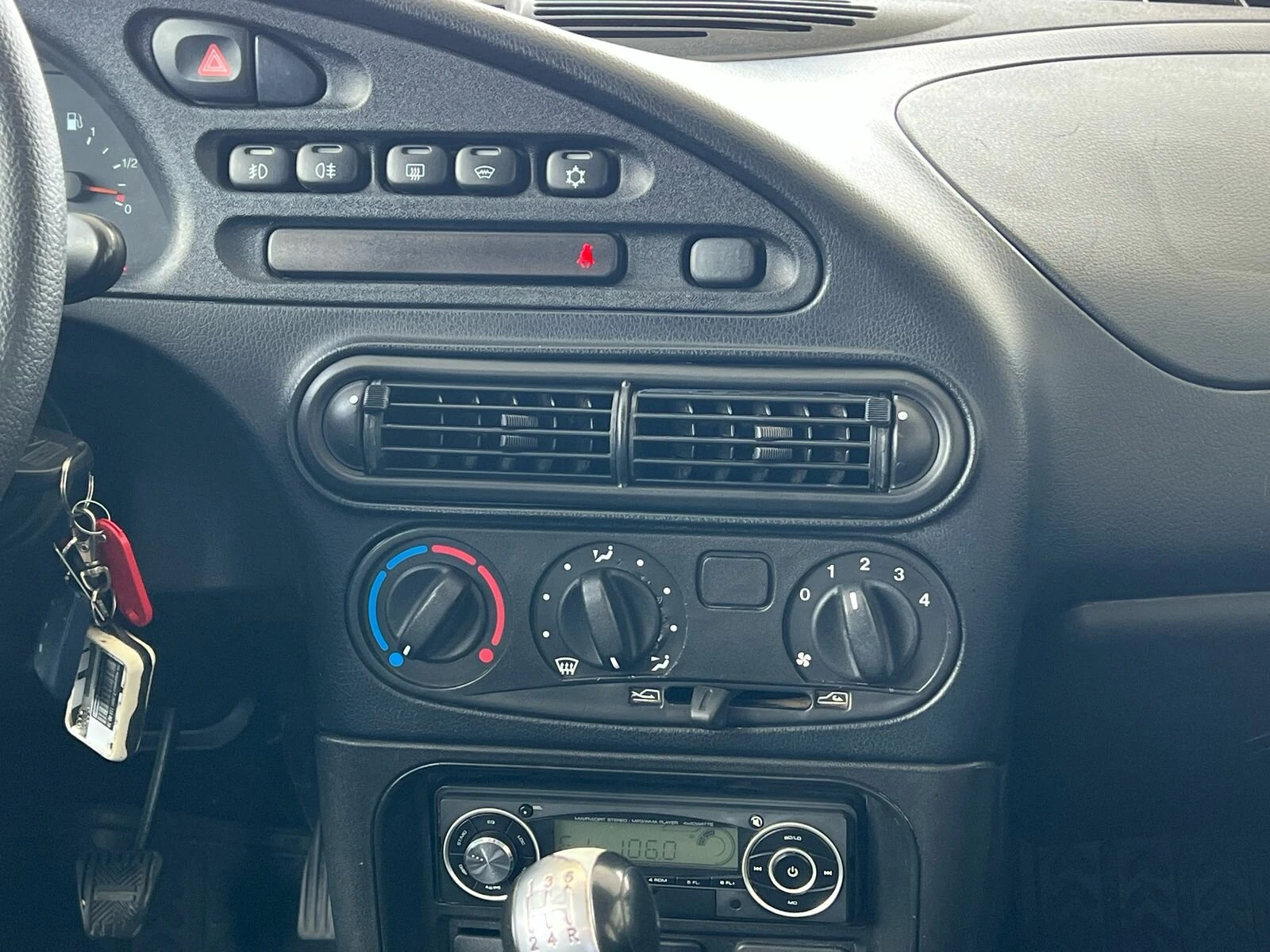 Chevrolet Niva, 2016г, полный привод, механика