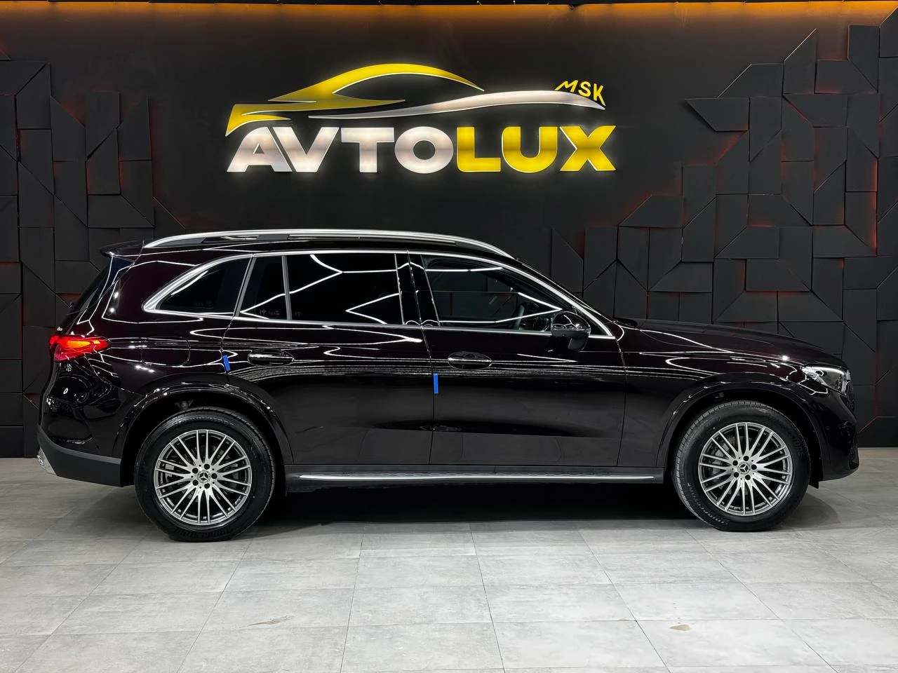 Mercedes-Benz GLC, 2023г, полный привод, автомат