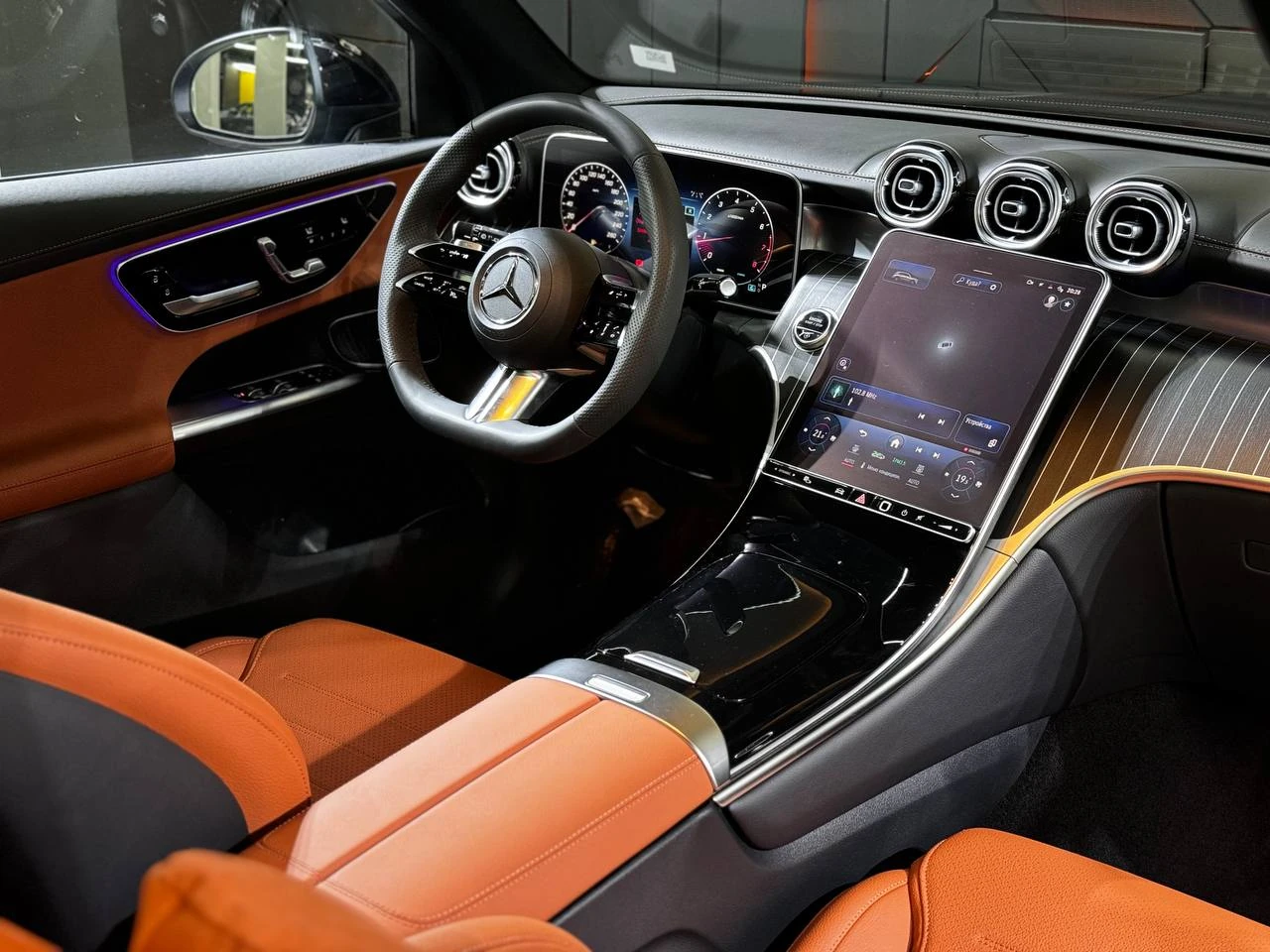 Mercedes-Benz GLC, 2023г, полный привод, автомат