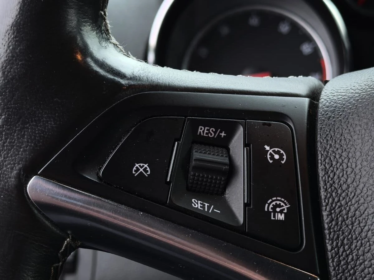 Opel Mokka, 2013г, передний привод, механика