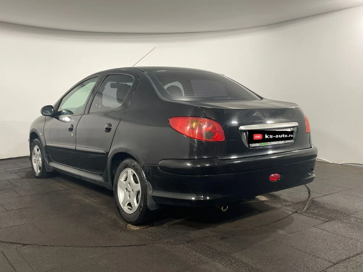 Peugeot 206, 2007г, передний привод, механика