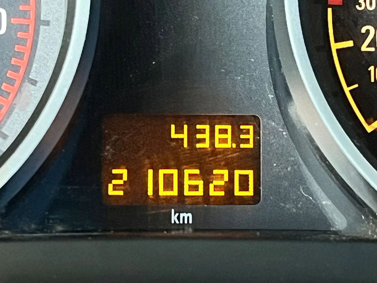 Opel Astra, 2012г, передний привод, механика