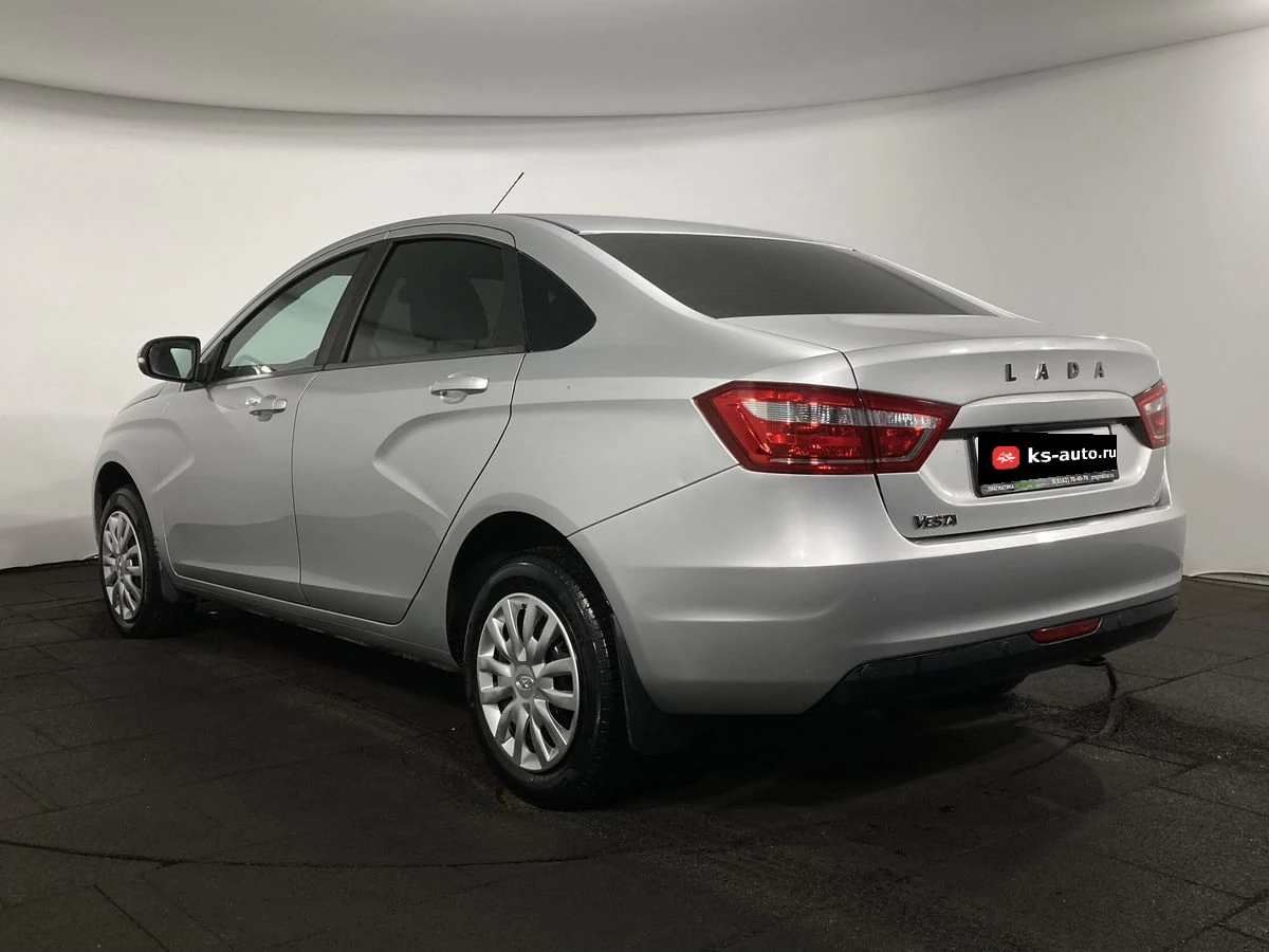 Lada (ВАЗ) Vesta, 2021г, передний привод, механика