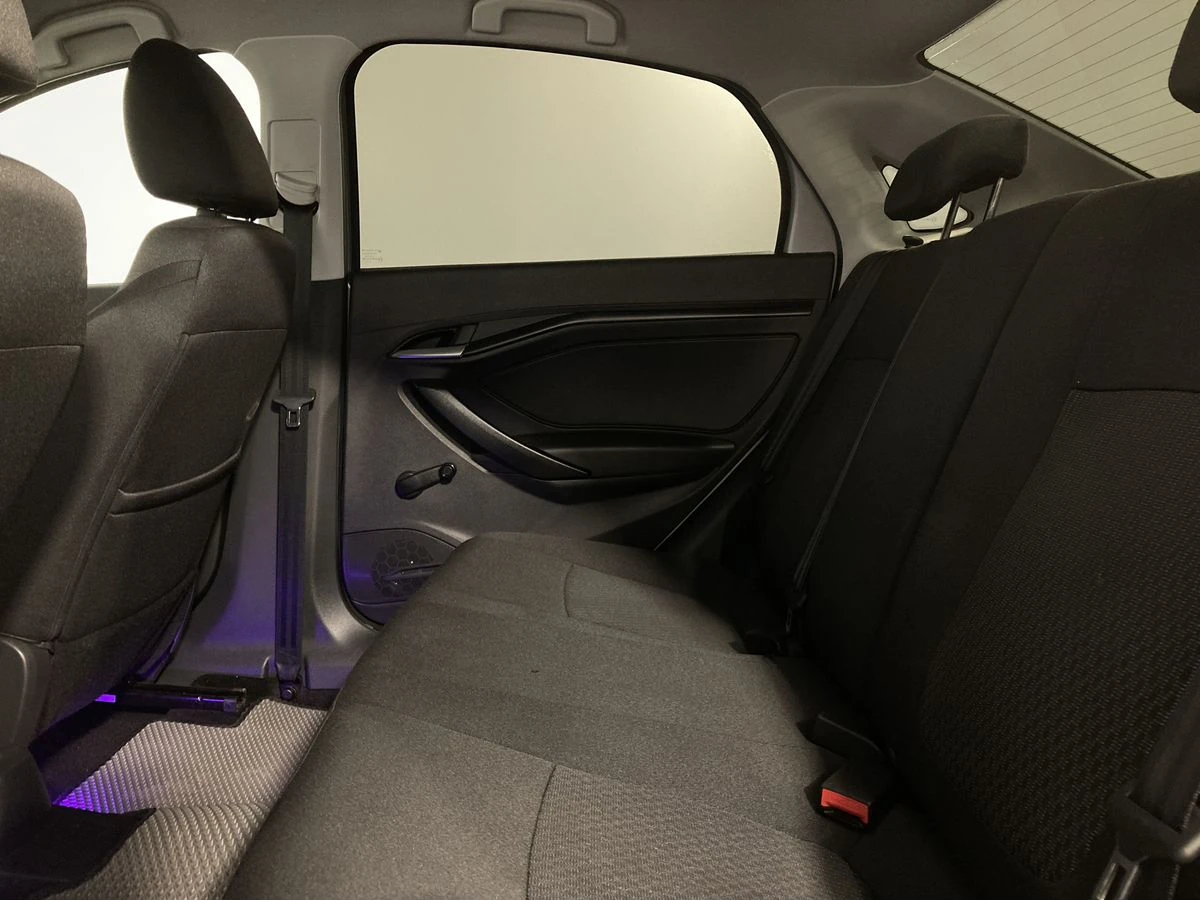 Lada (ВАЗ) Vesta, 2021г, передний привод, механика