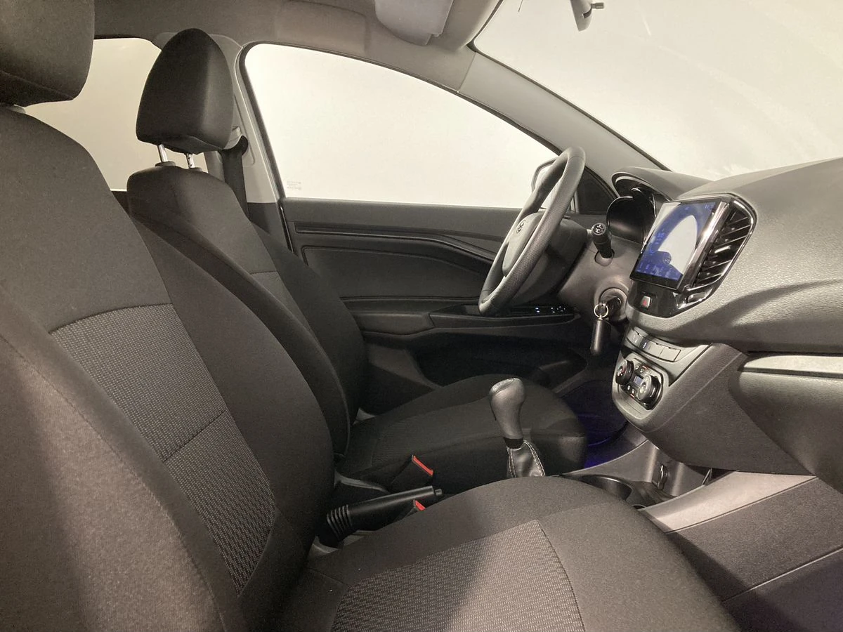 Lada (ВАЗ) Vesta, 2021г, передний привод, механика