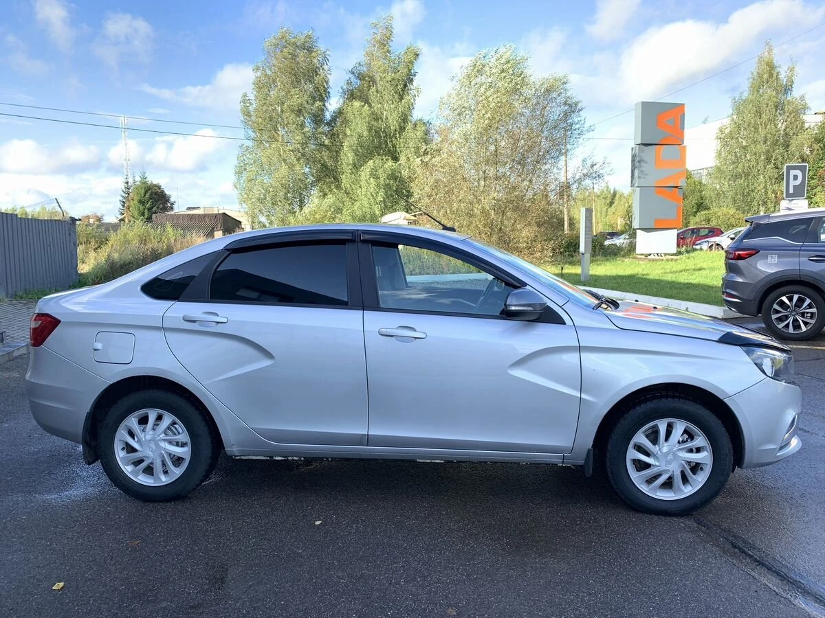 Lada (ВАЗ) Vesta, 2016г, передний привод, механика