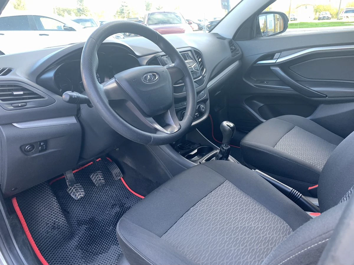 Lada (ВАЗ) Vesta, 2016г, передний привод, механика