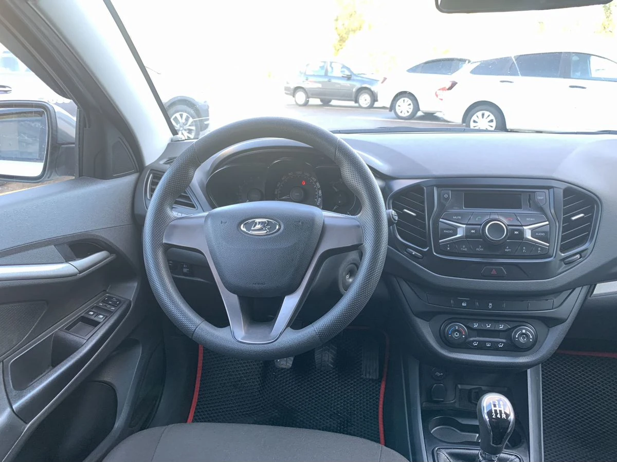 Lada (ВАЗ) Vesta, 2016г, передний привод, механика