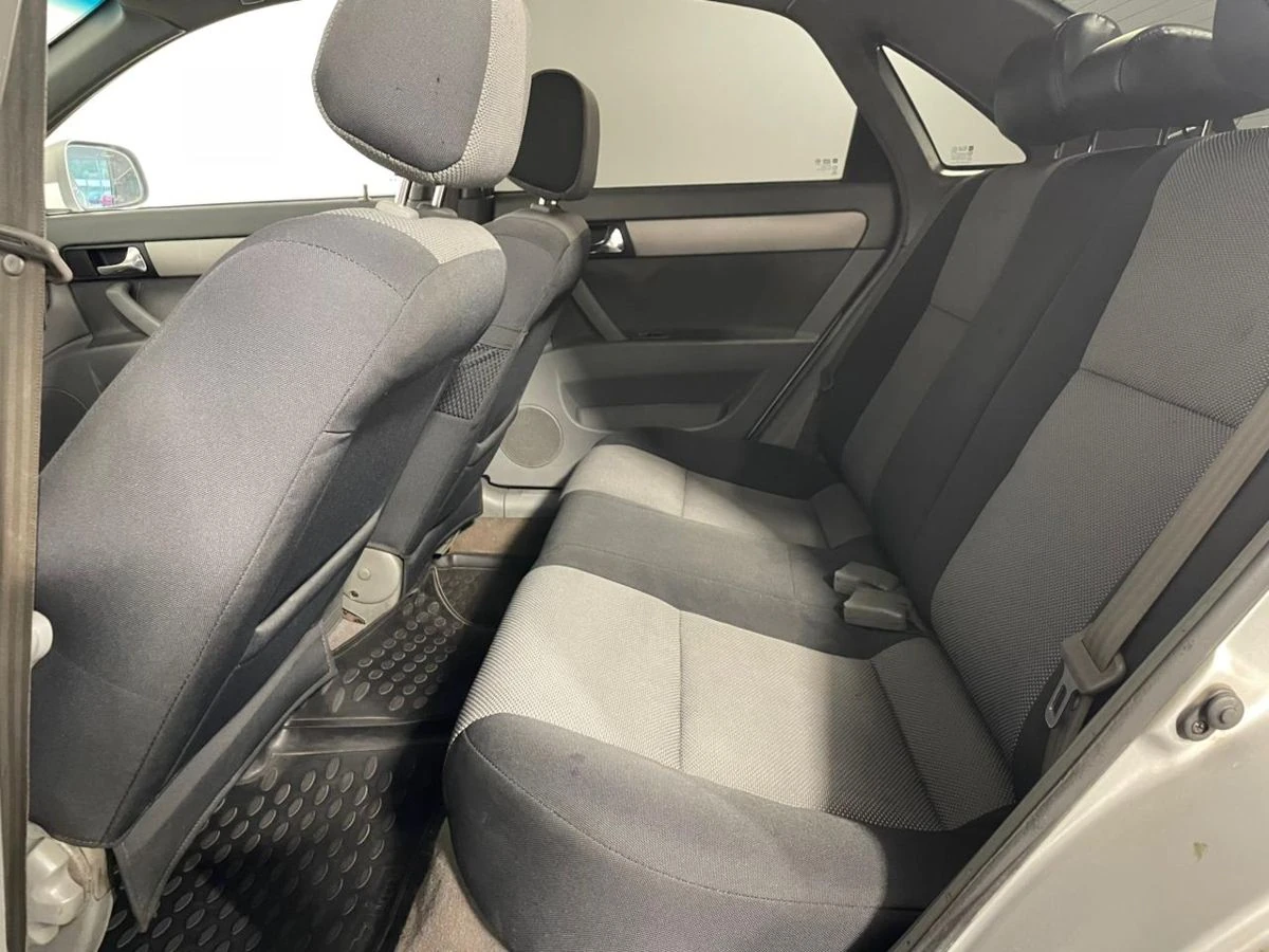 Chevrolet Lacetti, 2010г, передний привод, механика