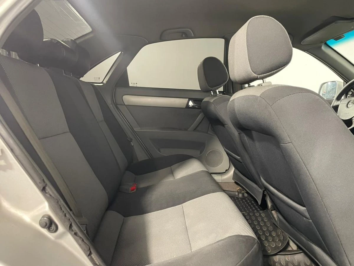 Chevrolet Lacetti, 2010г, передний привод, механика