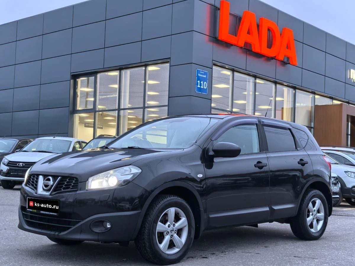 Nissan Qashqai, 2010г, передний привод, механика