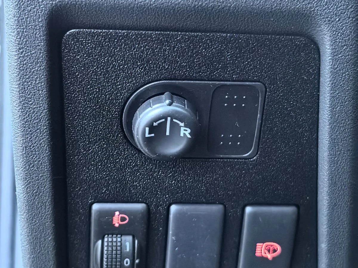 Nissan Qashqai, 2010г, передний привод, механика