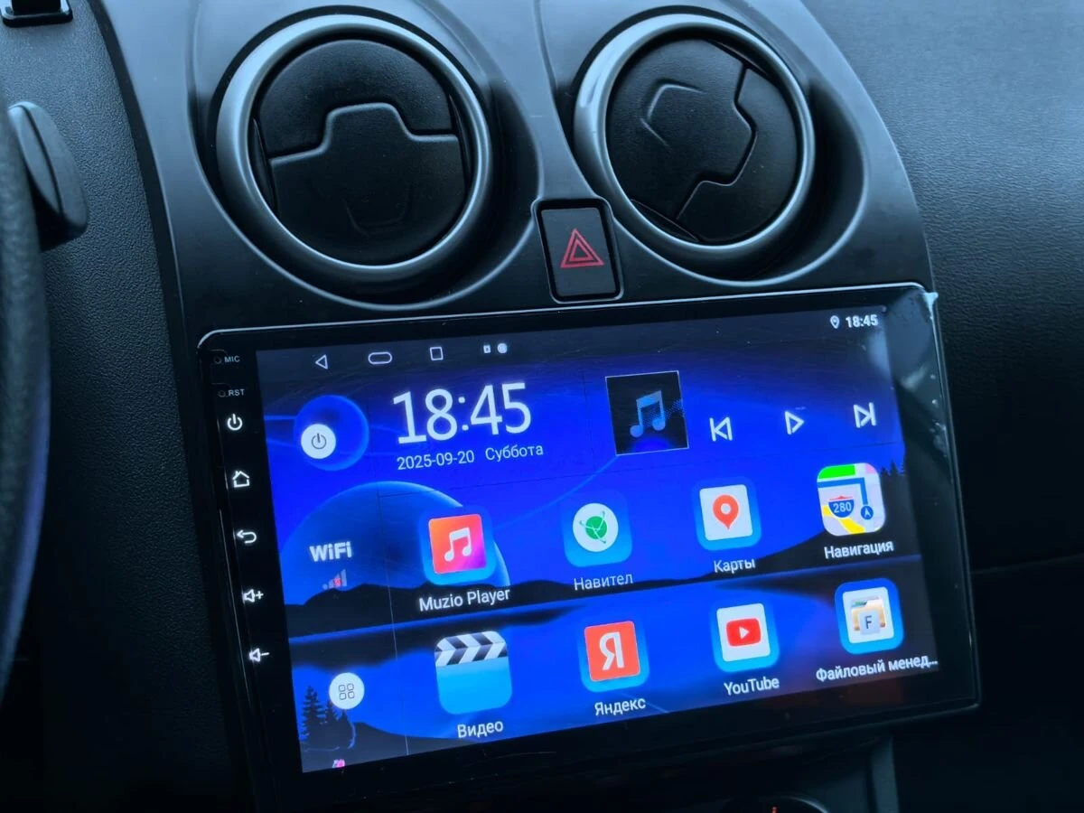 Nissan Qashqai, 2010г, передний привод, механика