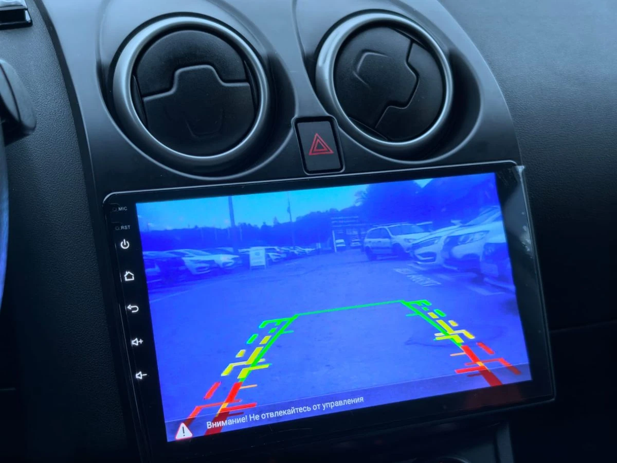 Nissan Qashqai, 2010г, передний привод, механика