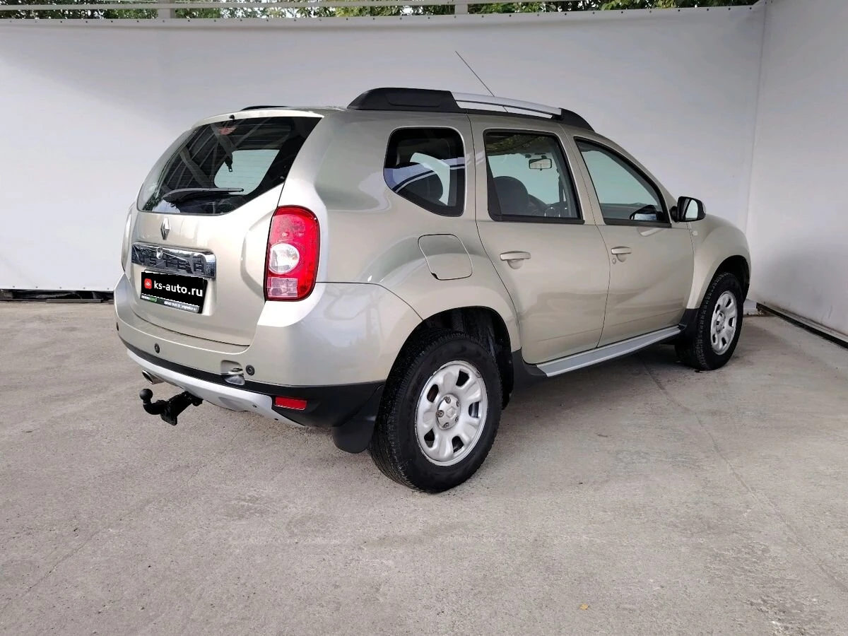 Renault Duster, 2013г, полный привод, механика
