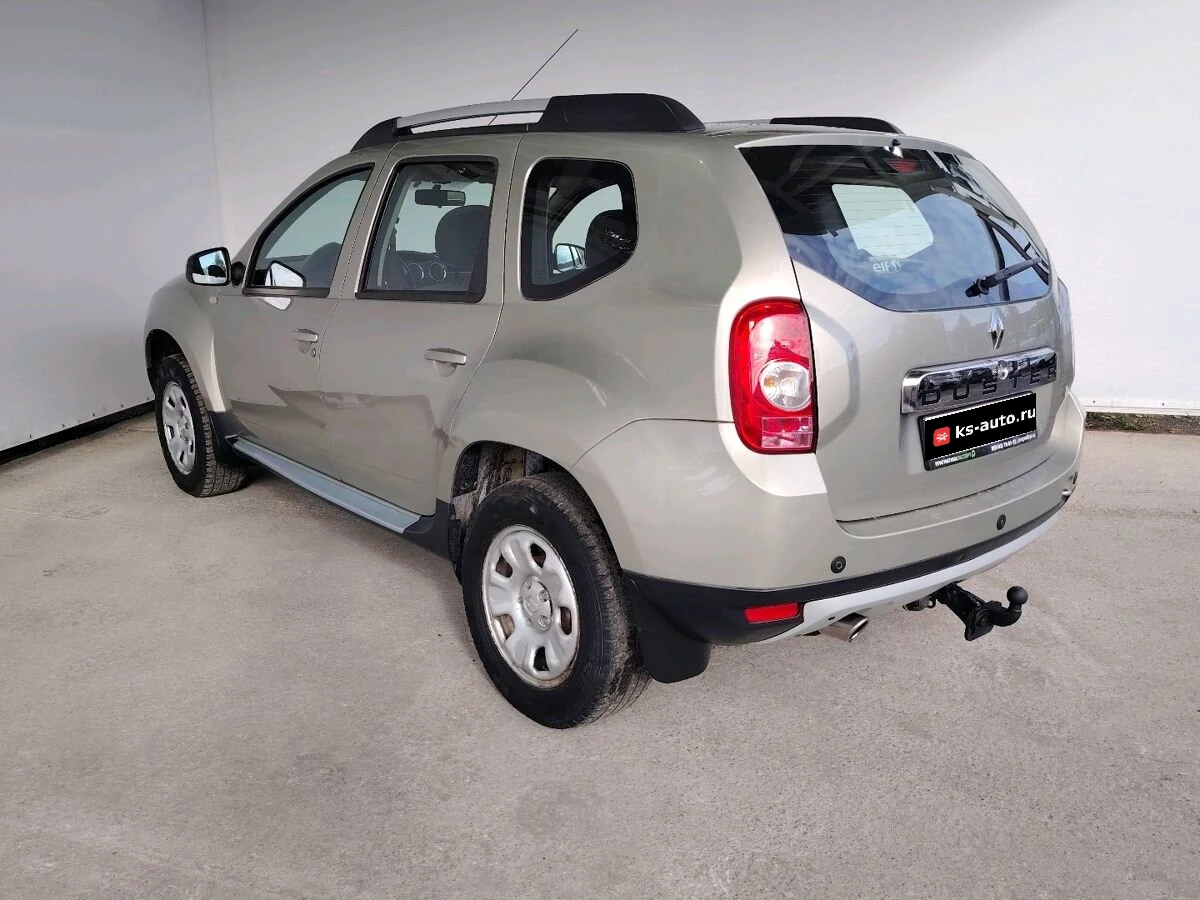 Renault Duster, 2013г, полный привод, механика