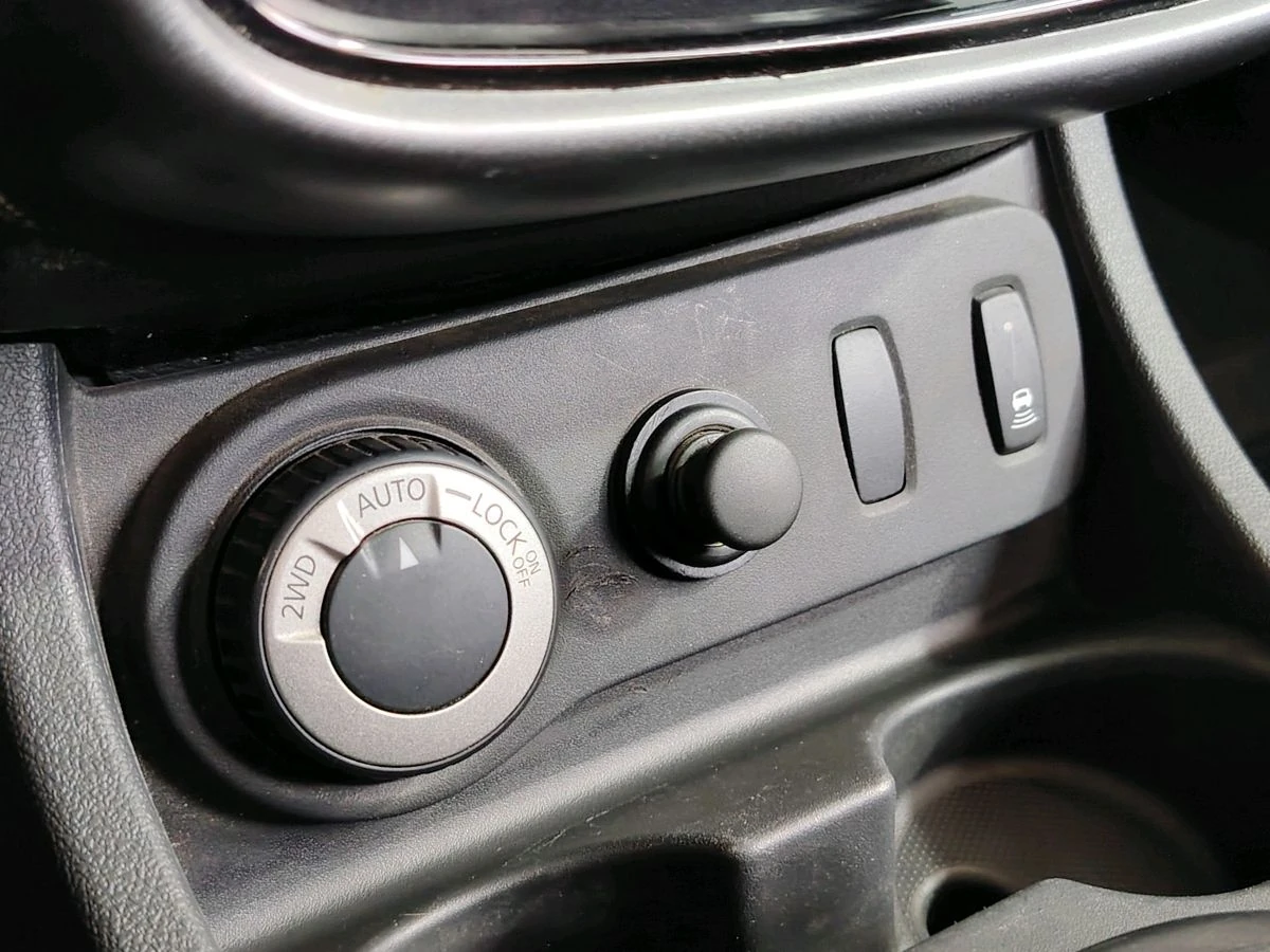 Renault Duster, 2013г, полный привод, механика