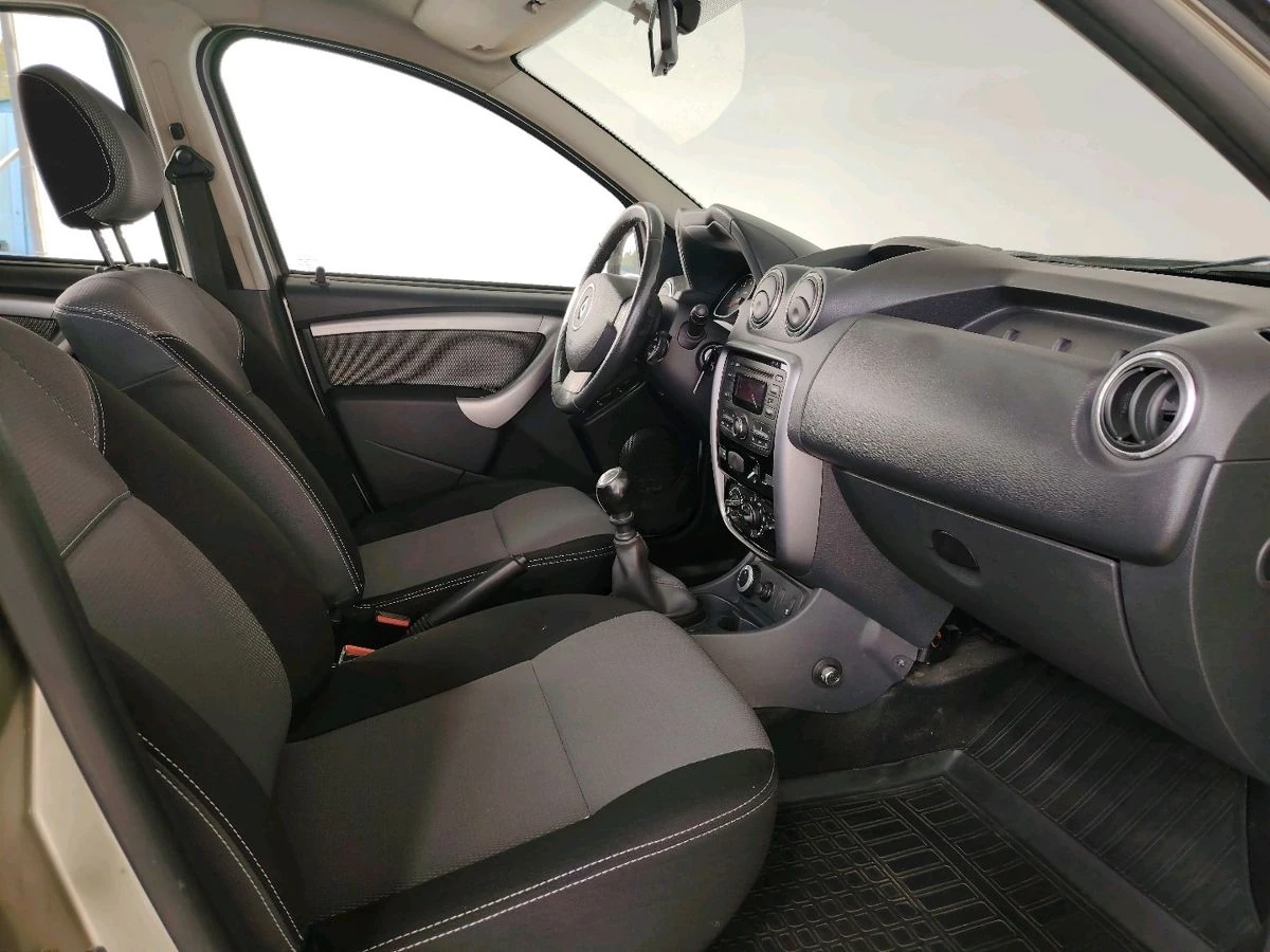 Renault Duster, 2013г, полный привод, механика