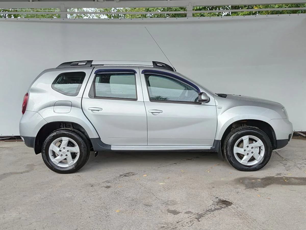 Renault Duster, 2015г, полный привод, механика