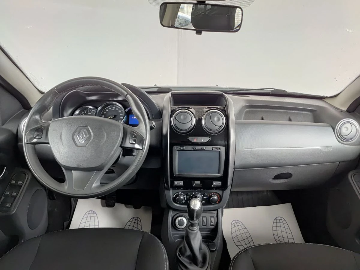 Renault Duster, 2015г, полный привод, механика
