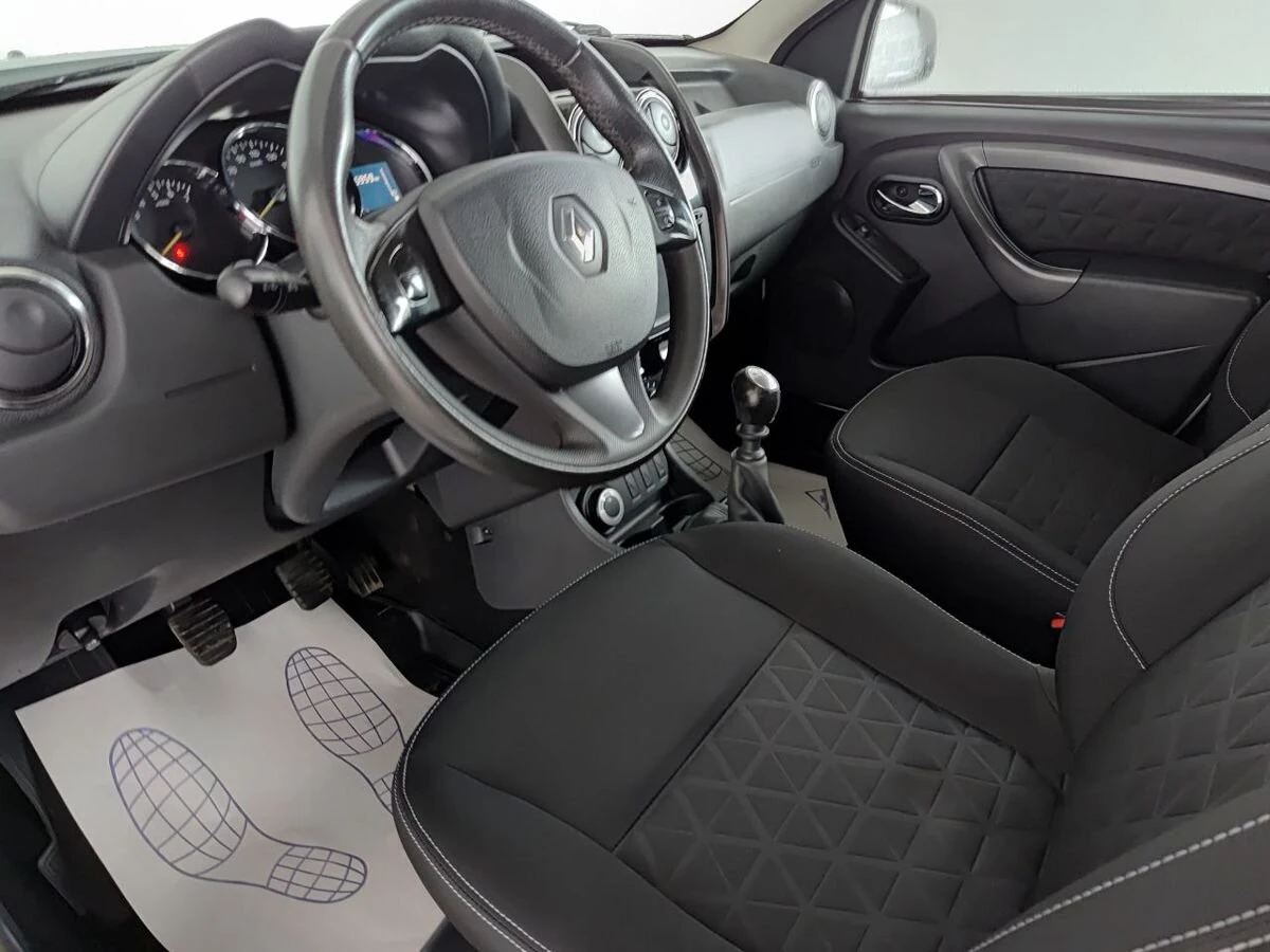 Renault Duster, 2015г, полный привод, механика