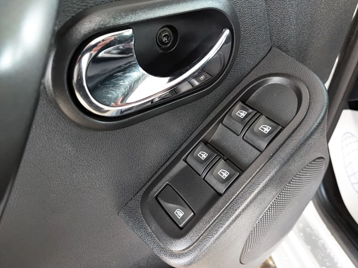 Renault Duster, 2015г, полный привод, механика