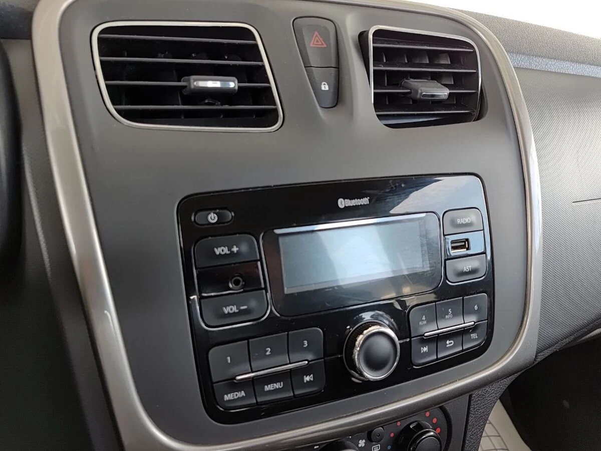 Renault Logan Stepway, 2019г, передний привод, механика