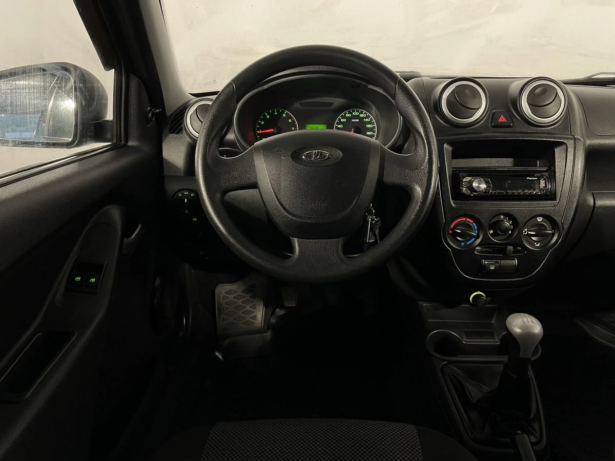 Lada (ВАЗ) Granta, 2014г, передний привод, механика