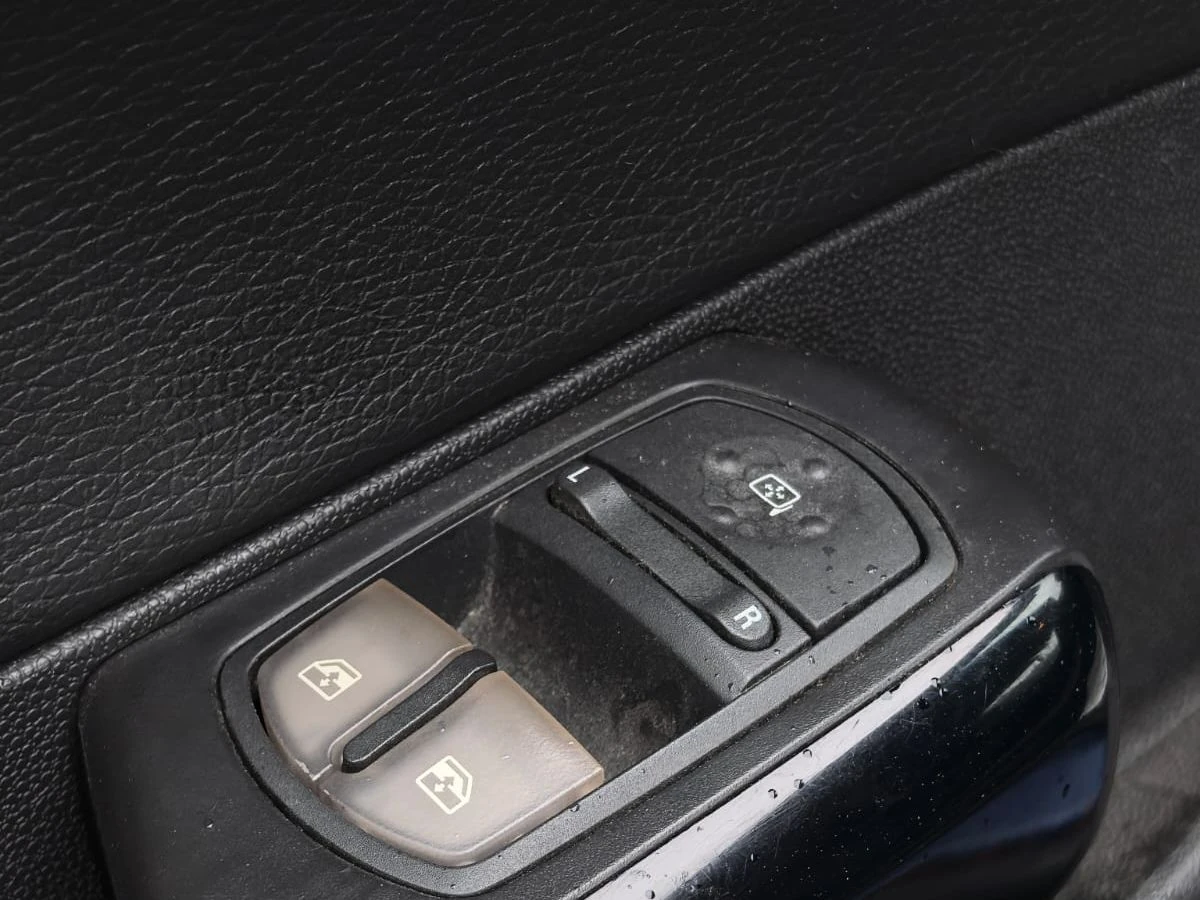 Opel Corsa, 2007г, передний привод, робот