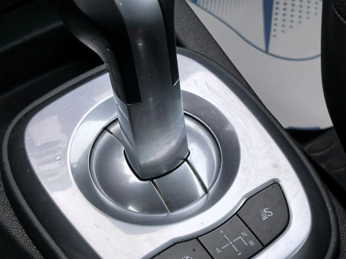 Opel Corsa, 2007г, передний привод, робот