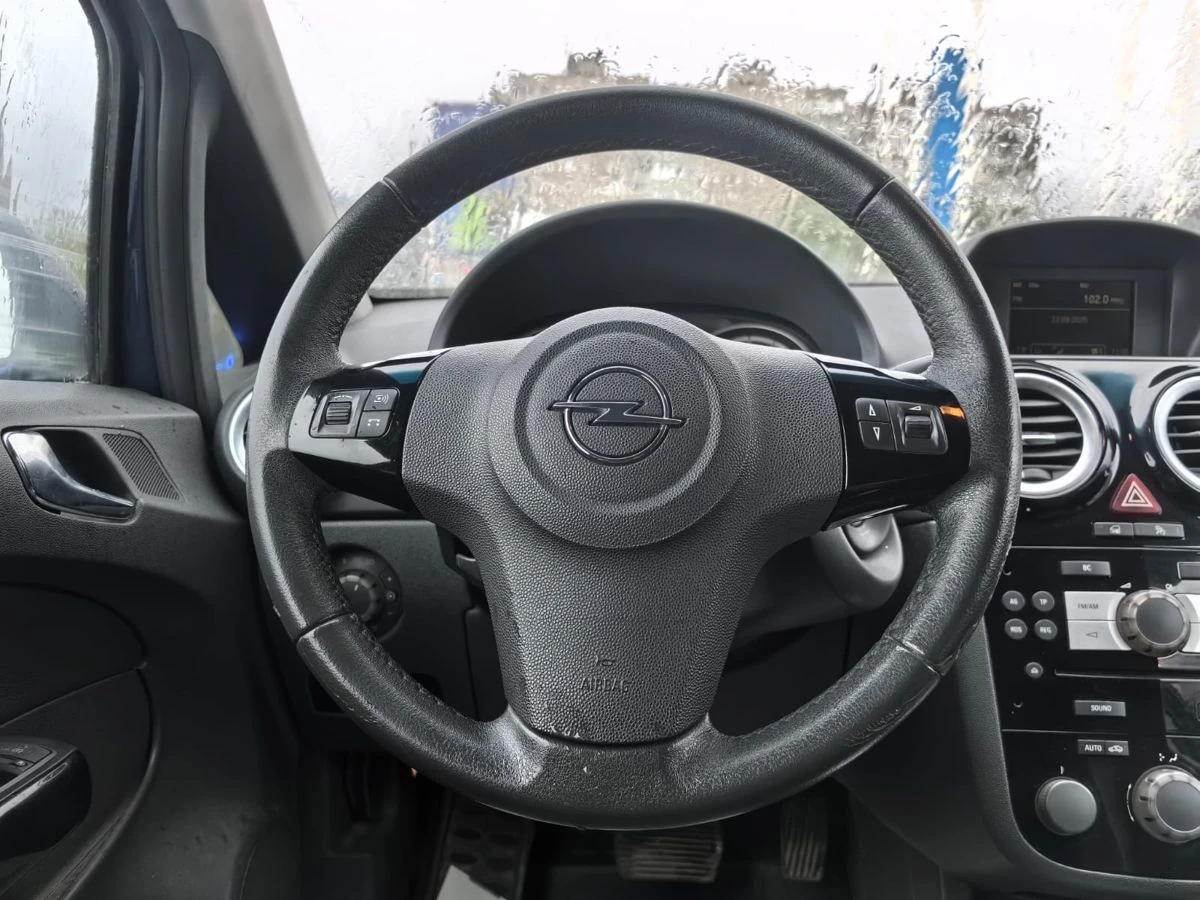 Opel Corsa, 2007г, передний привод, робот