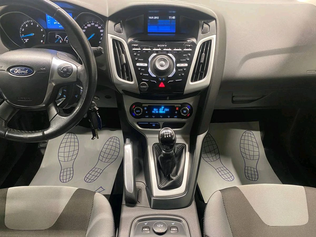 Ford Focus, 2012г, передний привод, механика