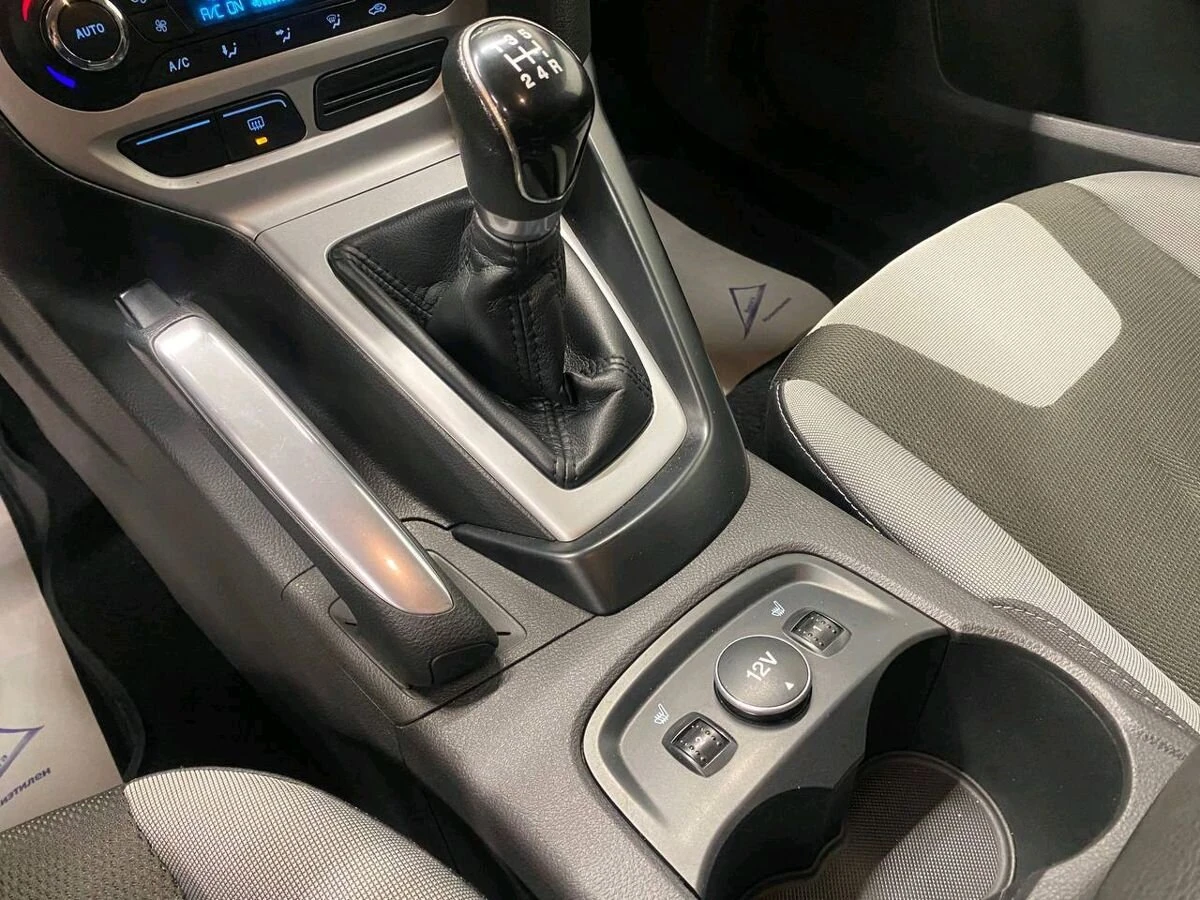 Ford Focus, 2012г, передний привод, механика