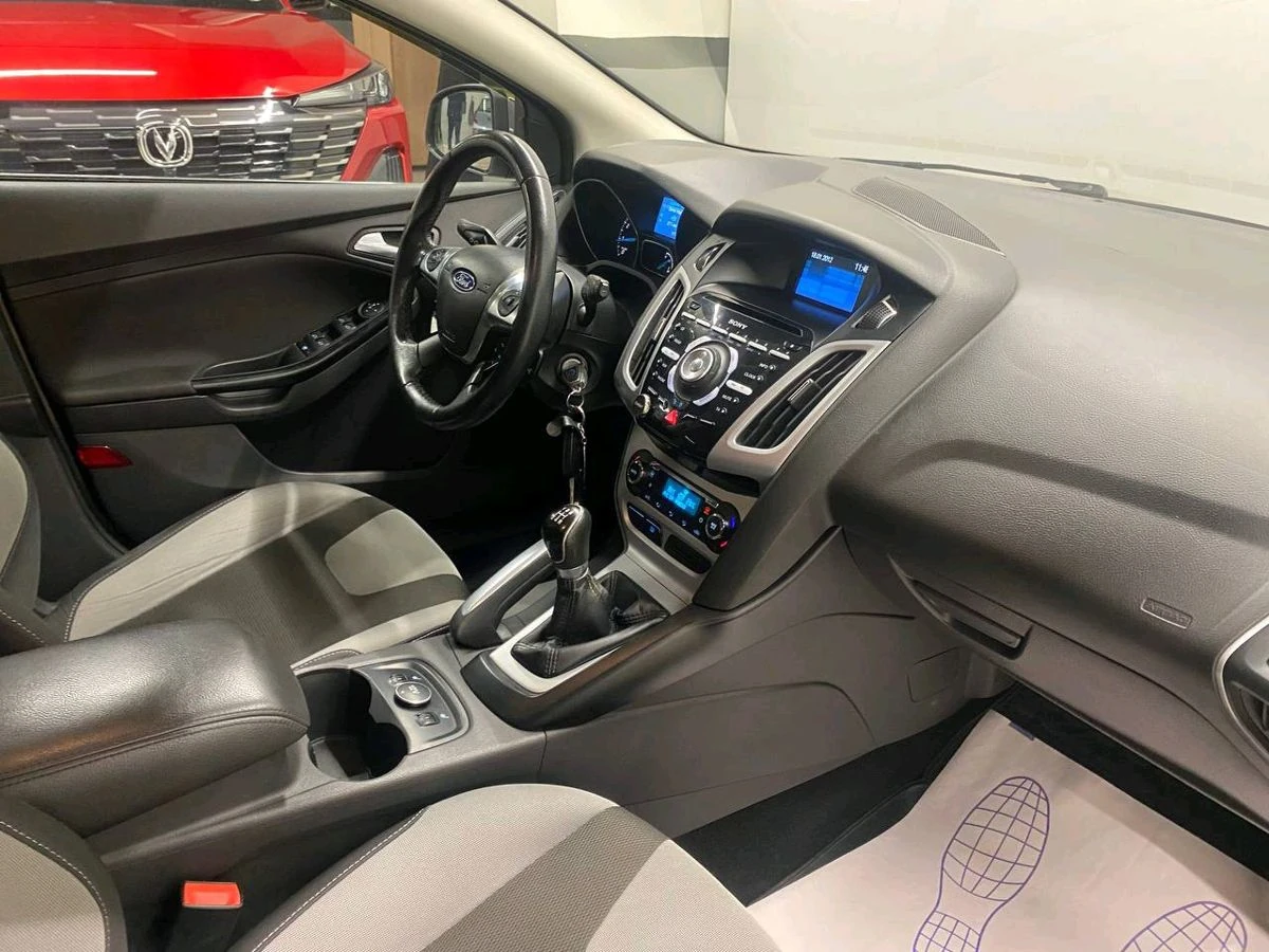 Ford Focus, 2012г, передний привод, механика