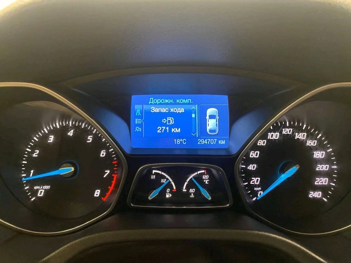 Ford Focus, 2012г, передний привод, механика