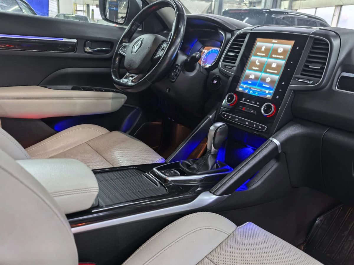 Renault Koleos, 2017г, полный привод, вариатор