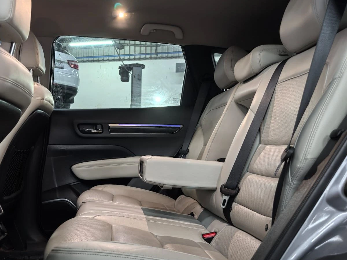 Renault Koleos, 2017г, полный привод, вариатор