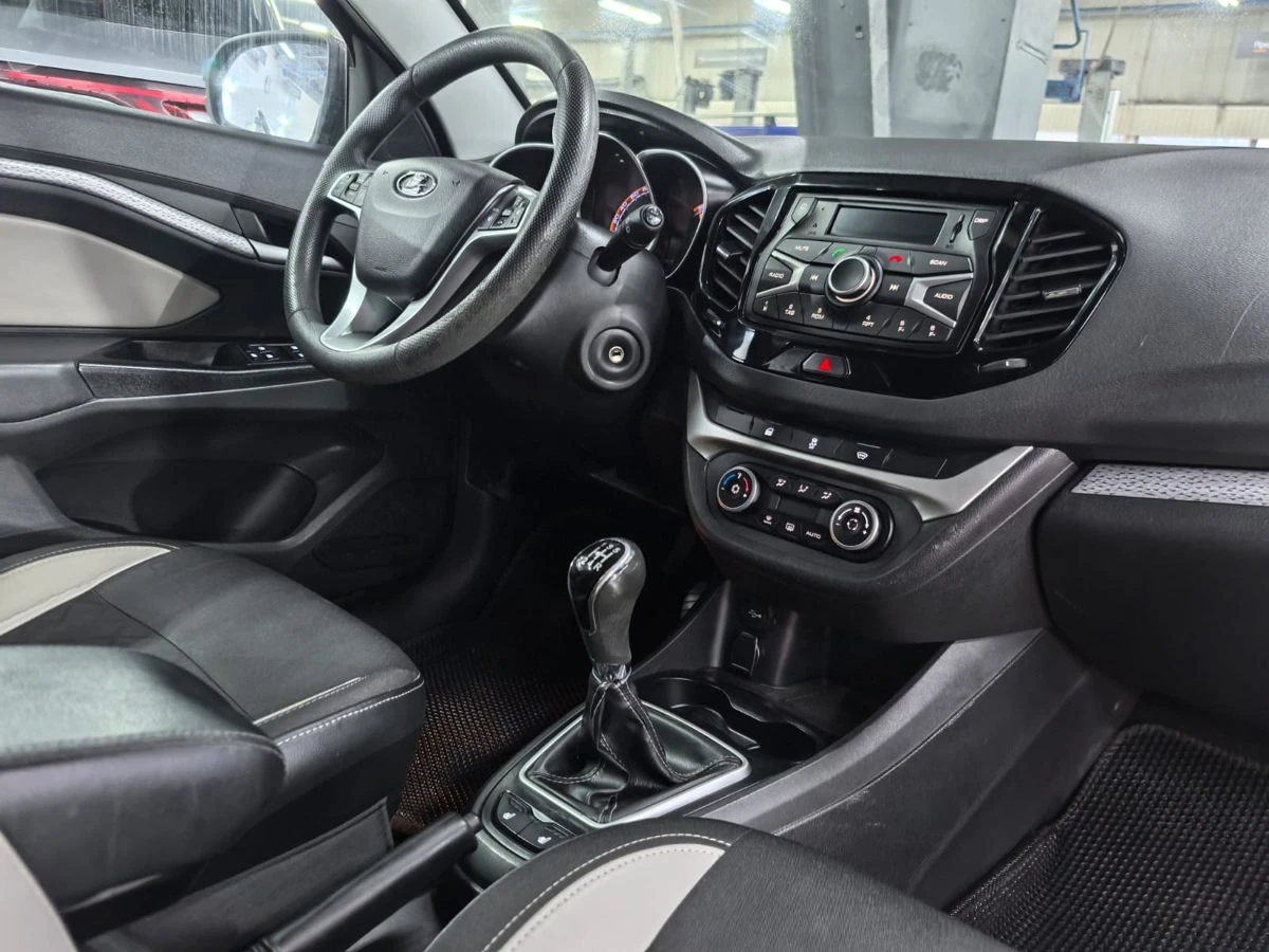 Lada (ВАЗ) Vesta, 2018г, передний привод, механика
